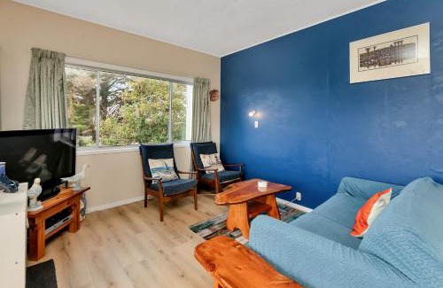 Karkari Peninsula House | Sandy Cottage - Tokerau Beach Holiday Home