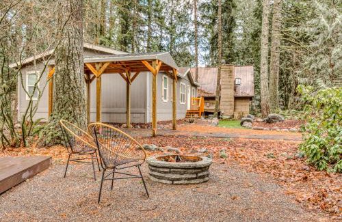 Mount Hood Village House | Sandy River Serenade