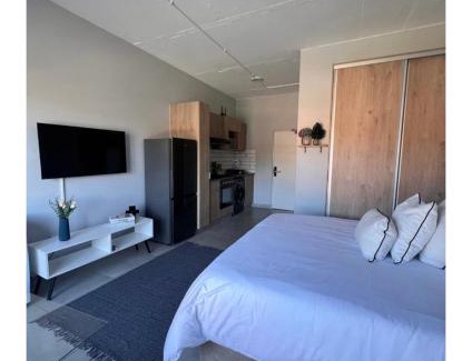Greater Johannesburg Metropolitan Area Apartment | Sandz at Circa