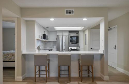 Sanibel House | Sanibel Inn 511- Premier Two Bedroom Residence, Resort Amenities Included!