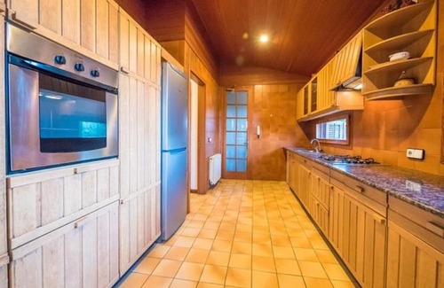 Sant Andreu de Llavaneres Villa | Sant Andreu de Llavaneres Villa Sleeps 9 Pool WiFi