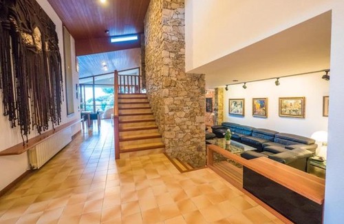 Sant Andreu de Llavaneres Villa | Sant Andreu de Llavaneres Villa Sleeps 9 Pool WiFi