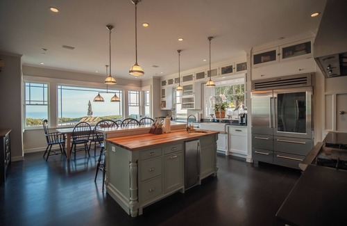 Santa Barbara House | Santa Barbara Beach Club - Oceanfront Luxury 5 Bedroom with Pool