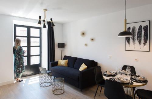 Cimadevilla Apartment | Santa Catalina Suites Gijón