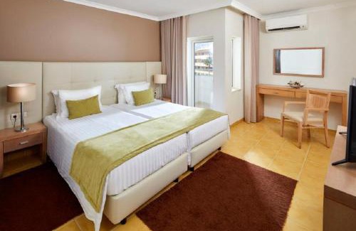 Santa Eulalia Hotel | Santa Eulalia Hotel & Spa