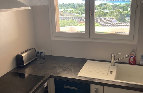 Santa Giulia Apartment | Santa Julia Palace F2 tres belle vue mer