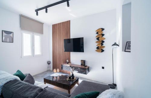Kalamata Apartment | Santa Rosa Apartments
