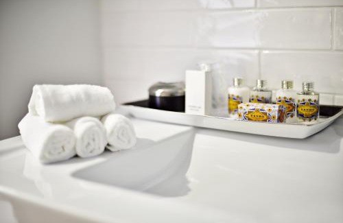Santa Maria Maior Hotel | Santiago de Alfama - Boutique Hotel