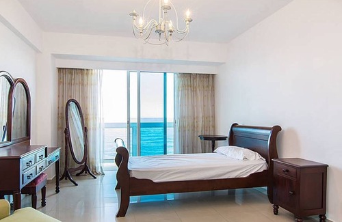 Gascue Apartment | Santo Domingo Ocean View Apartment with Pool and Gym ✔️