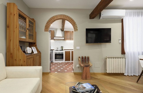 Santo Spirito Apartment | Santo Spirito: Florence's Residential Soul apartment