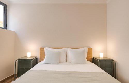 Santos Apartment | Santos Gem III - Central Space in Trendy Neighborhood
