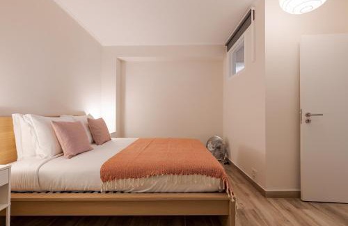 Santos Apartment | Santos Gem III - Central Space in Trendy Neighborhood