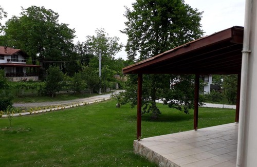 Yanik Villa | SAPANCA VİLLA YANIKKÖY