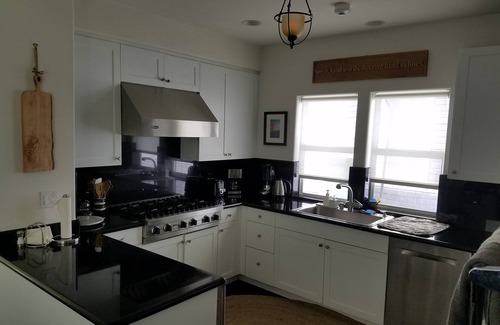 Venice House | Sapphine Sunset Beach Front Home