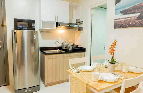 Puerto Princesa City Centre Apartment | Sapphire 2 Bedroom Apartment with a Private Pool and Gym