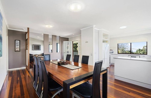 Eagle Heights House | Sapphire Sunrise