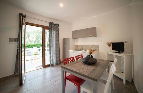 Mattinata House | saracena superior holiday home with swimming pool and private beach