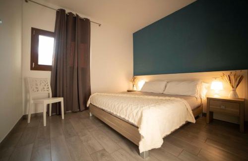 Mattinata House | saracena superior holiday home with swimming pool and private beach