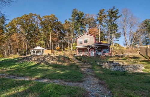 Blowing Rock House | Sarah Janes Cottage at Doe Creek
