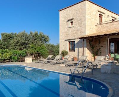 Atsipópoulon Villa | Sarpedon & Rhadamanthus By Forest Villas