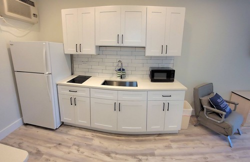 Treasure Island Hotel | Satellite Motel - Anchors Away 102