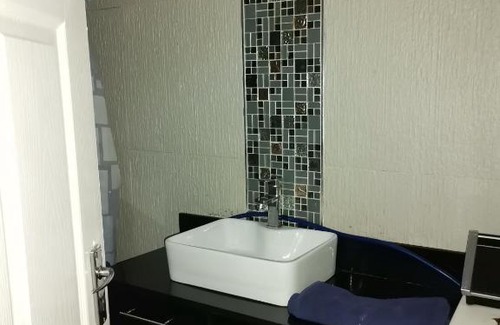 Berea House | Satin Alan