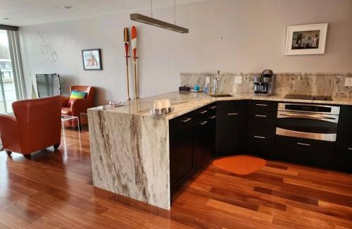 Saugatuck Apartment | Saugatuck Waterfront Getaway Shop, Eat, Bike, Pool