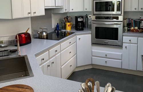 Sausalito Condo | Sausalito Bay Views and Mid-Century Chic - 12 minutes to SF