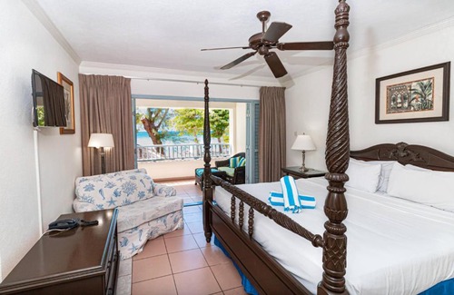 Garrison Historic Area Hotel | Savannah Beach Club Hotel