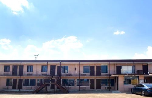 Forrest City Hotel | Save Inn by Hotel O Forrest City AR HWY 70