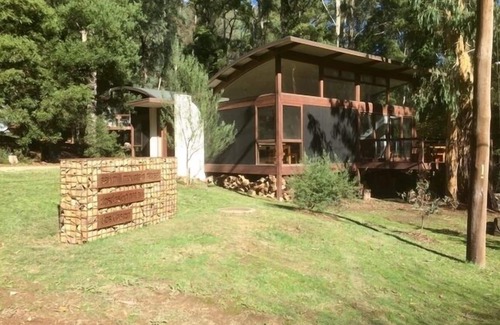 Sawmill Settlement House | Sawmill Mountain Retreat- dcs retreats