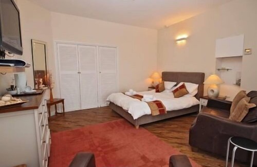 West Looe Bed & Breakfast | Sawyers Bed and Breakfast