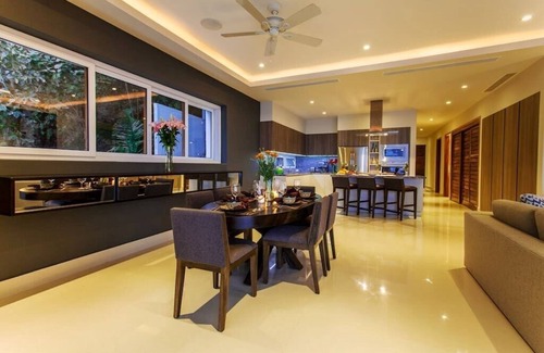 Amapas Apartment | Sayan Beach 3BR | 2,400 Sq Ft Condo + Oceanview Terrace, 3 BR Sayan Oceanfront Luxury 2500 SF