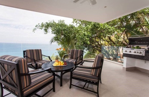 Amapas Apartment | Sayan Beach 3BR | 2,400 Sq Ft Condo + Oceanview Terrace, 3 BR Sayan Oceanfront Luxury 2500 SF