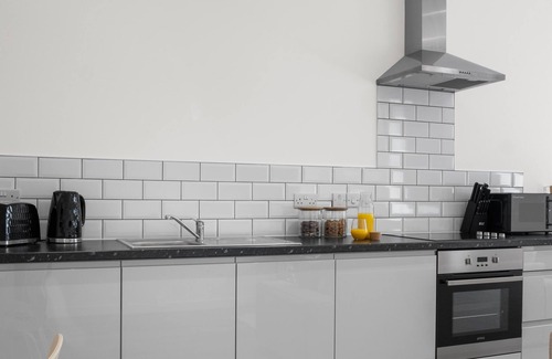 Balsall Common Apartment | SCA- Arden Apartment 6 (Sleeps 3) Free Parking