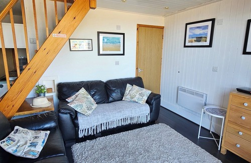 Great Mongeham Ski Chalet | Scandi style timber chalet