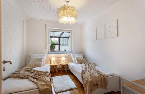 Schloss Holte-Stukenbrock Apartment | Scandinavian