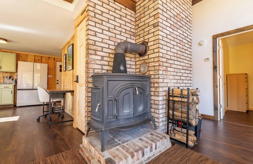 Goshen Cabin | Scenic Green Mountain Cabin Retreat near Hiking, Skiing, and Recreation Trails