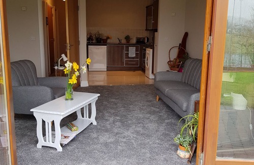Ballysadare Apartment | Scenic riverside apartment in charming Village on the Wild Atlantic Way,