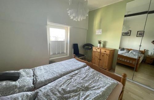 Nord-Mitte Apartment | Schöne einfache zentrale Ferienwohnung über den Dächern der Stadt