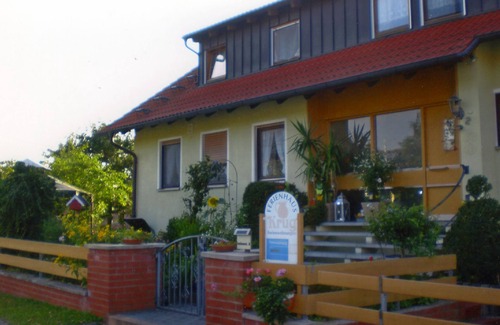 Muhr am See Apartment | Schöne Ferienwohnung mit Terrasse für 1-3 Personen