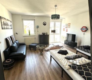 Marienthal Ost Apartment | Schöne Wohnung mit 2 Einzelbetten - WLAN - Netflix - 5min zum Bahnhof