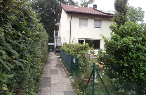 Ostfildern Apartment | schöne Wohnung nahe Messe Stuttgart und Flughafen für 1-3 Businessgäste