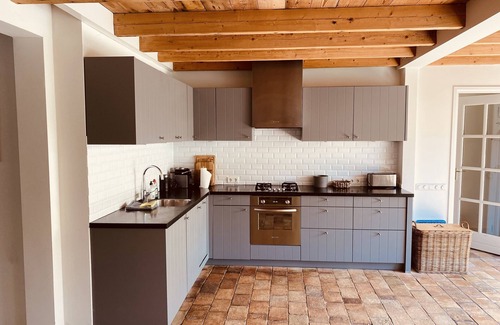 Bergen House | Schöner Wohnen im Alten Dorfkern von Bergen