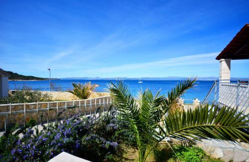 Stomorska House | Schönes Ferienhaus direkt am Meer