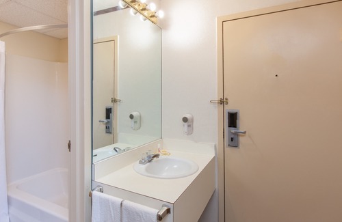 Schenectady Hotel | Schenectady Inn & Suites