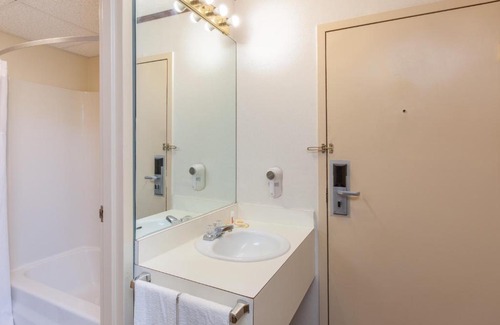 Schenectady Hotel | Schenectady Inn