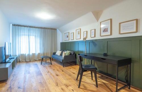 Melk Apartment | Schiffmeisterapartment Melk, Wachau - Design trifft Geschichte - Herbstzauber zum Spezialpreis