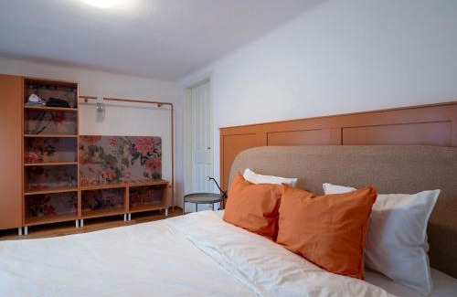 Melk Apartment | Schiffmeisterapartment Melk, Wachau - Design trifft Geschichte - Herbstzauber zum Spezialpreis