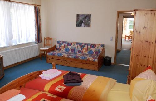 Weberstedt House | Schloss Goldacker - das Schloss der Gesundheit